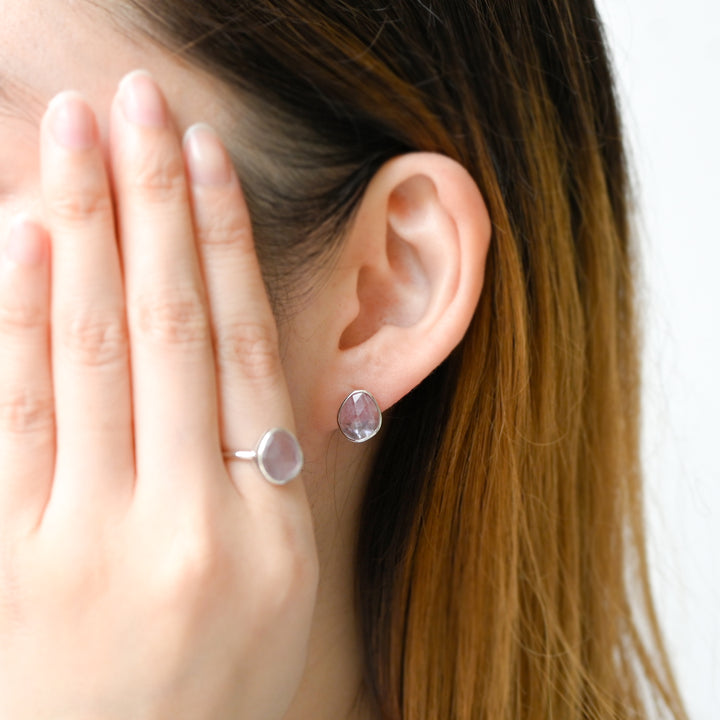 【数量限定】Talat Rʉaŋ アメジストトリプレットストーン リング【SV925】25ss