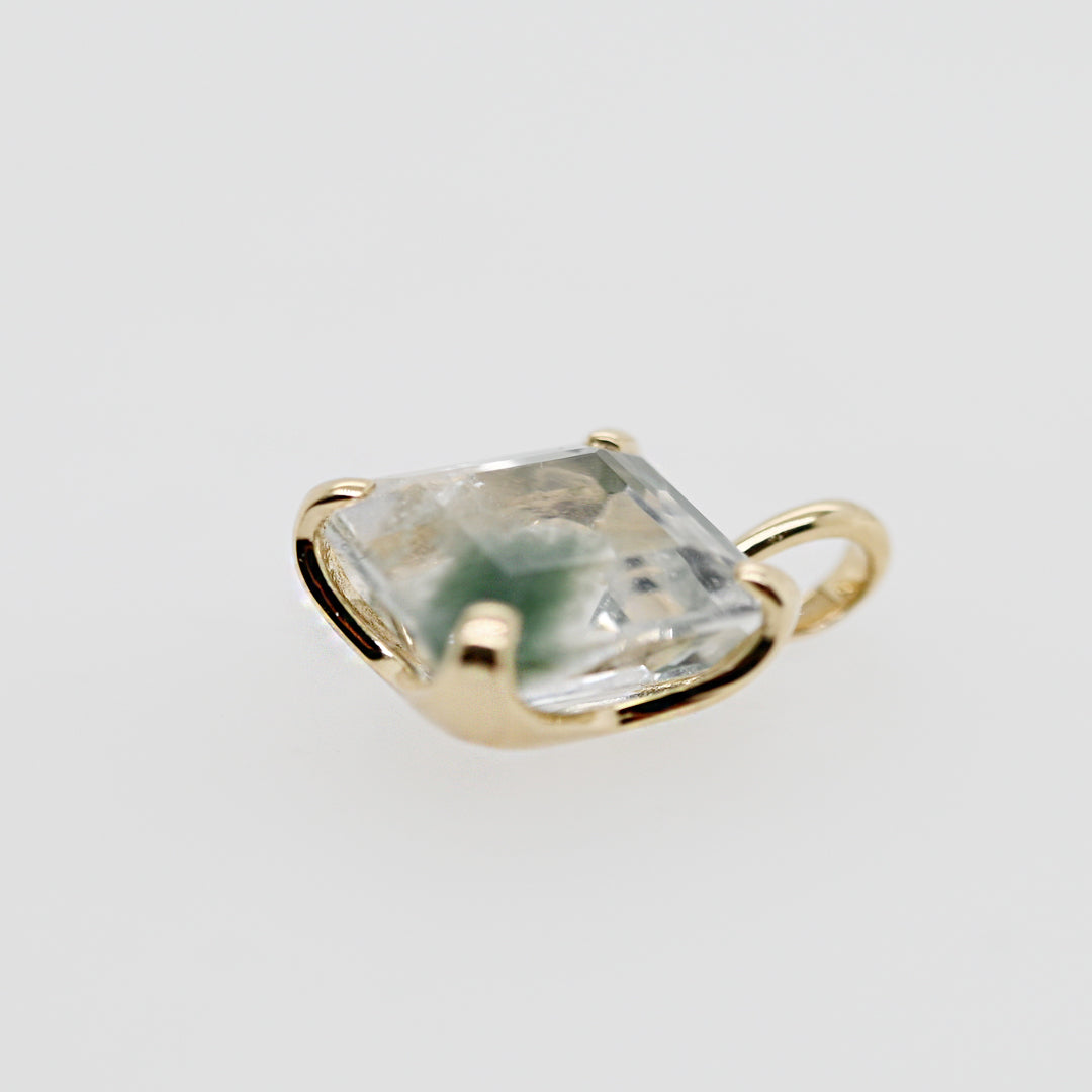 クローライトインクォーツペンダントトップ②25ss