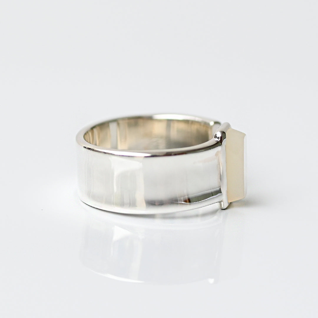 Talat  Than-sa-mǎi  マザーオブパール カフリング【SV925】25ss