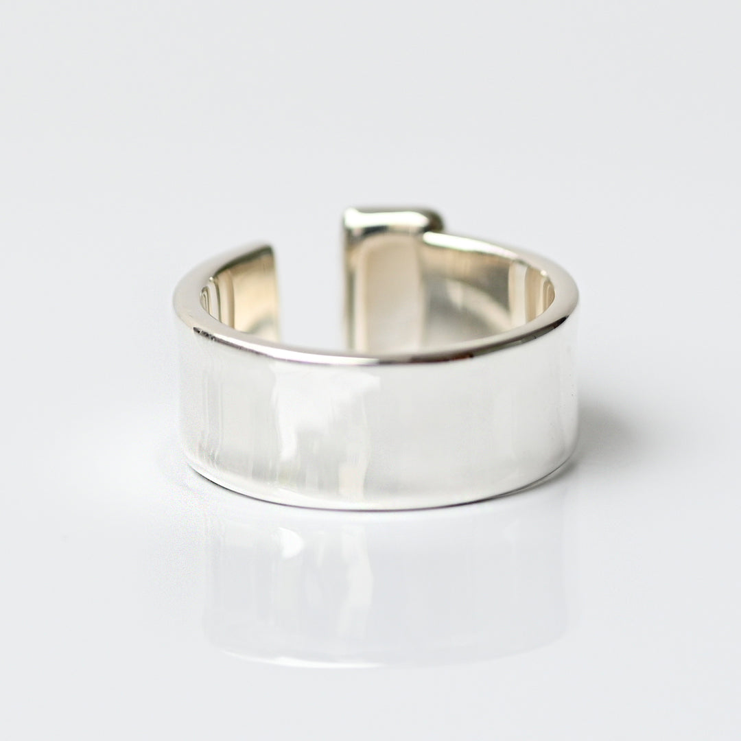 Talat  Than-sa-mǎi  マザーオブパール カフリング【SV925】25ss