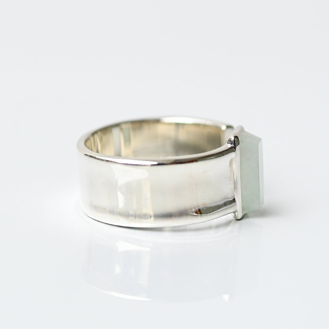 Talat  Than-sa-mǎi  グリーンジェイド カフリング【SV925】25ss