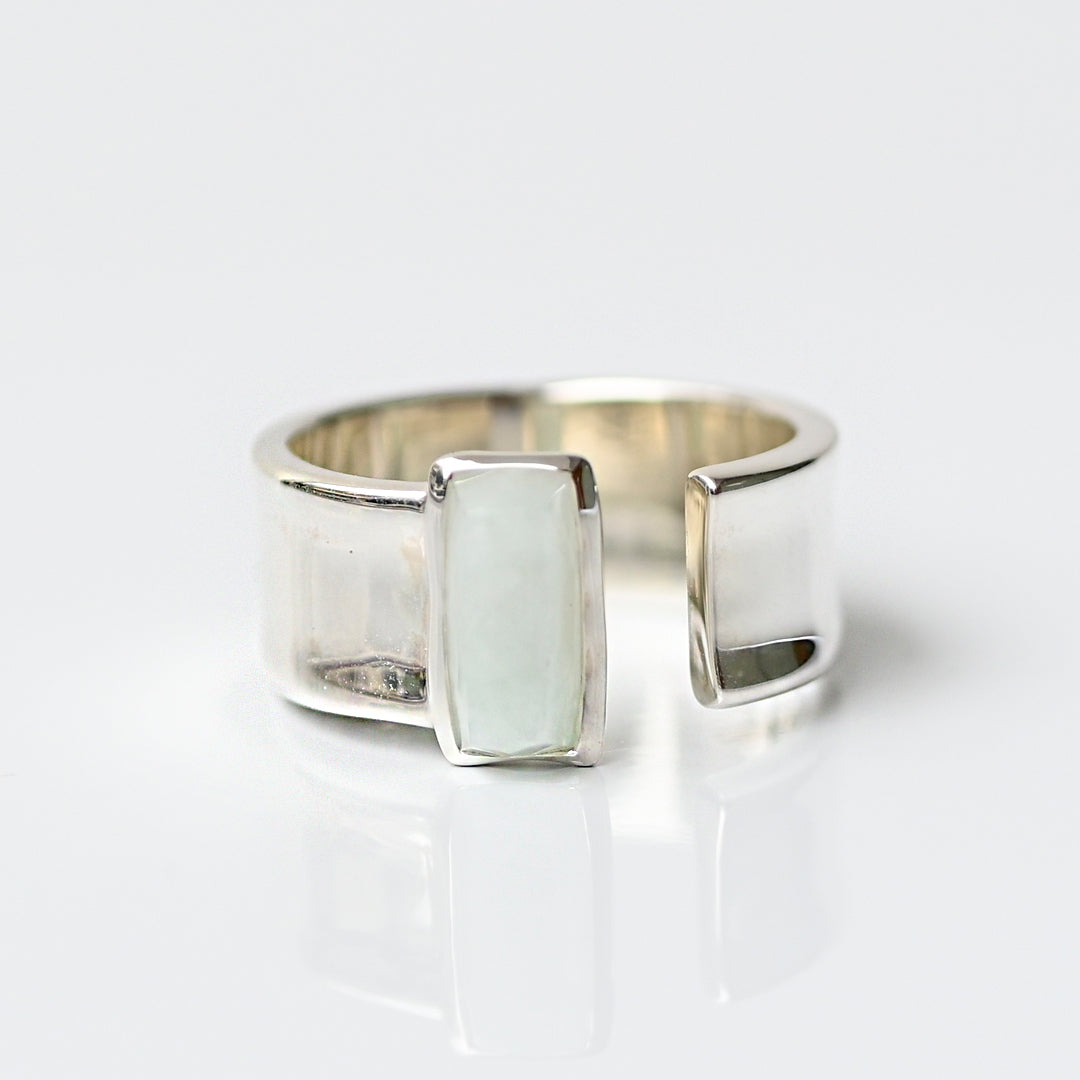 Talat  Than-sa-mǎi  グリーンジェイド カフリング【SV925】25ss