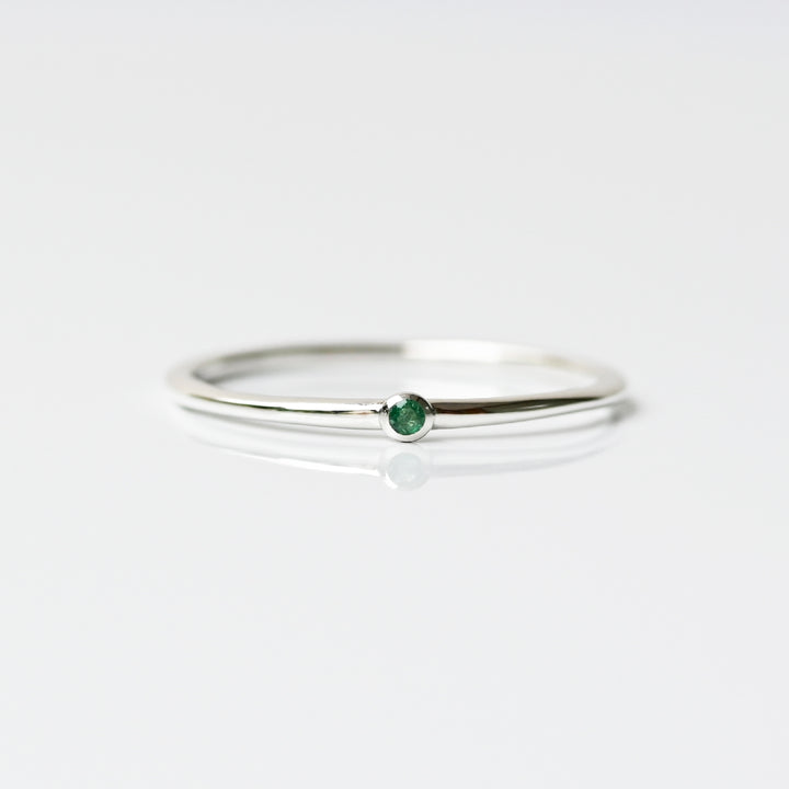 Talat 5月誕生石リング エメラルド【 SV925 】