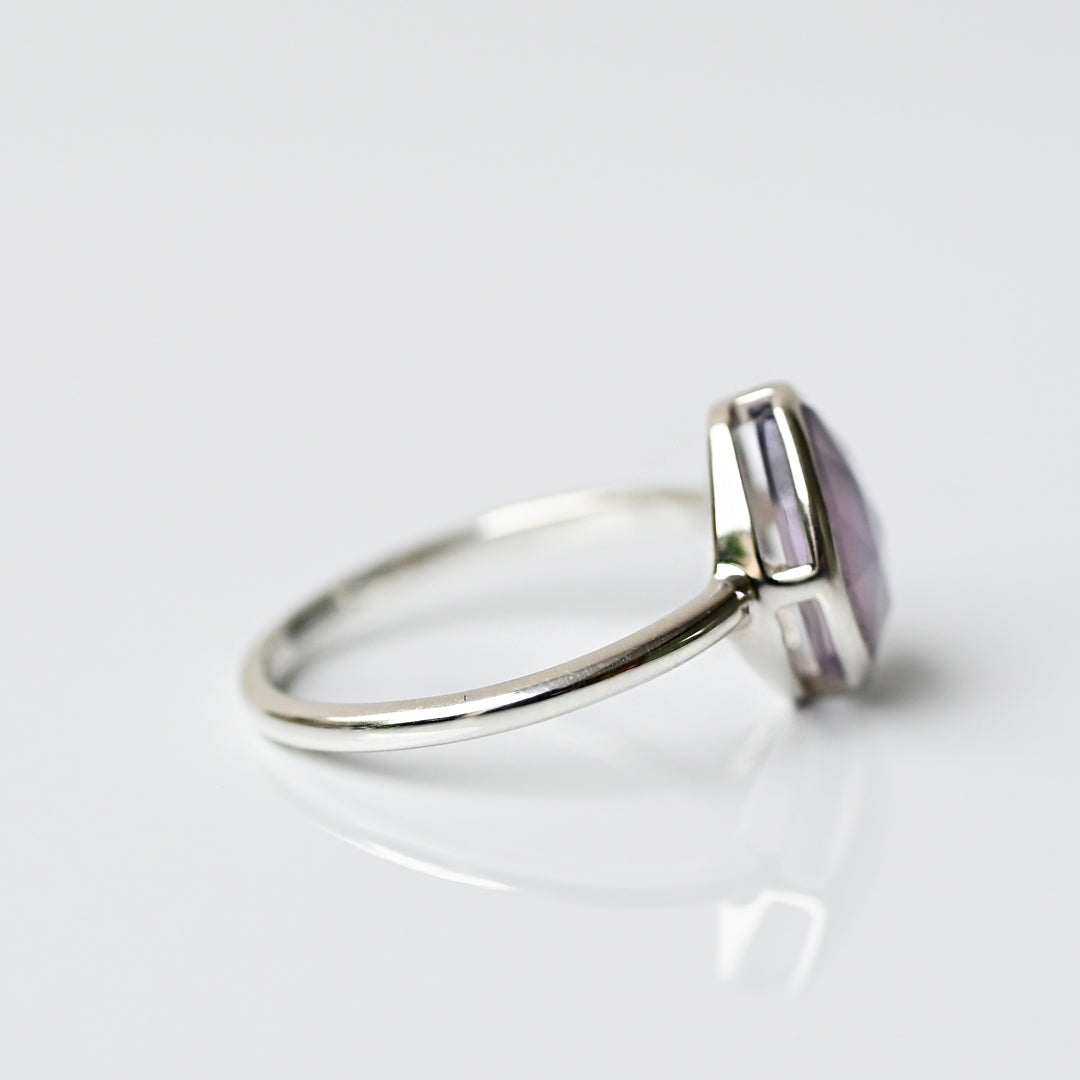 【数量限定】Talat Rʉaŋ アメジストトリプレットストーン リング【SV925】25ss