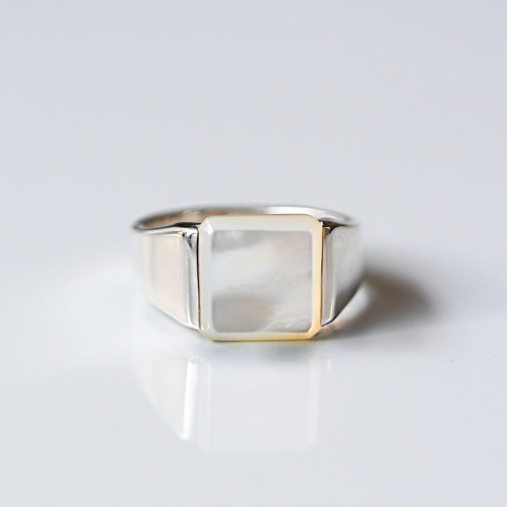 Talat  Than-sa-mǎi  マザーオブパール シグネットリング【SV925】25ss