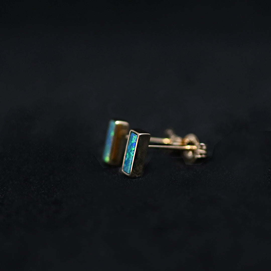 オーロラ・シナジーコレクション・ピアス(S)【K10YG】25AW