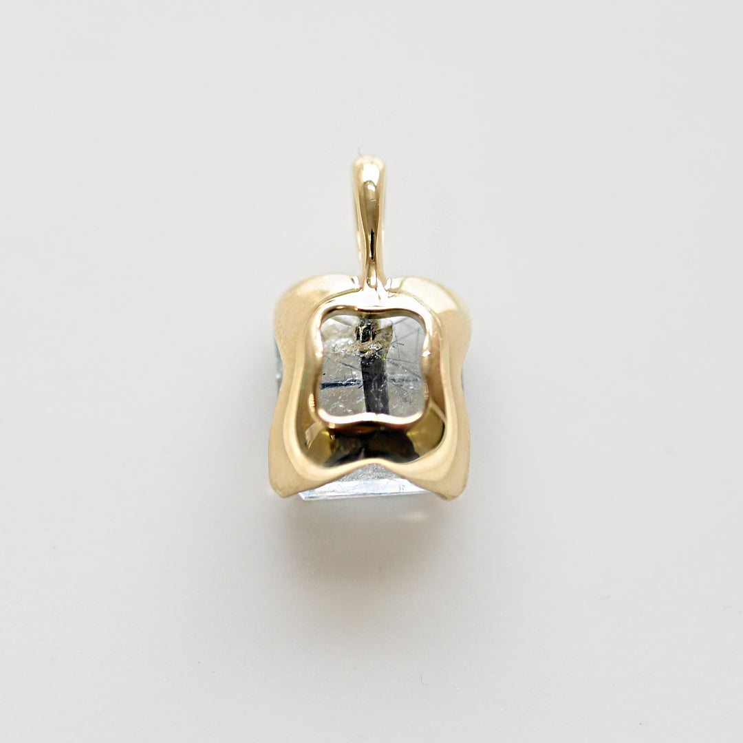 数量限定ブルートルマリンインクォーツペンダントトップ①【K10YG】25ss