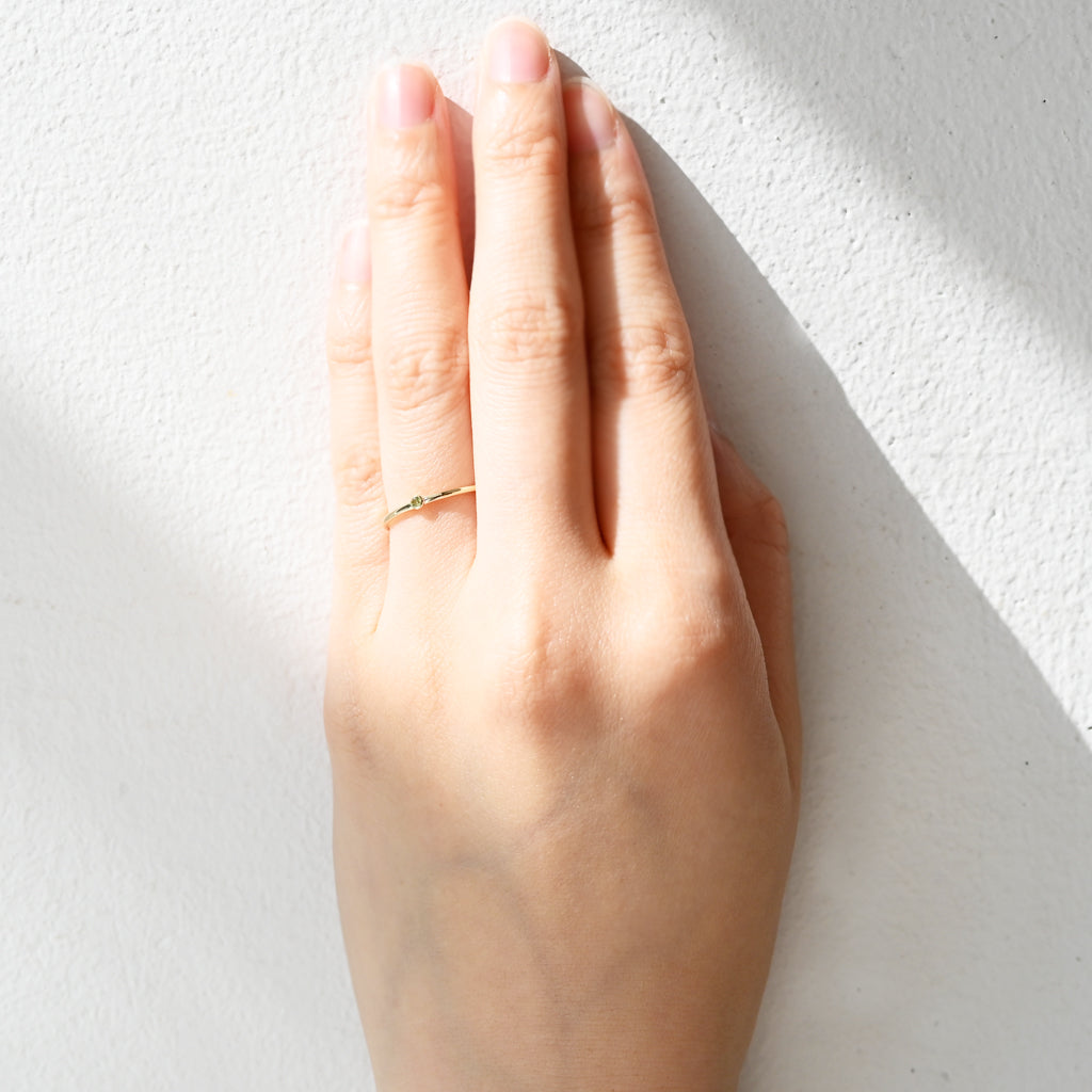 8月誕生石リング ペリドット