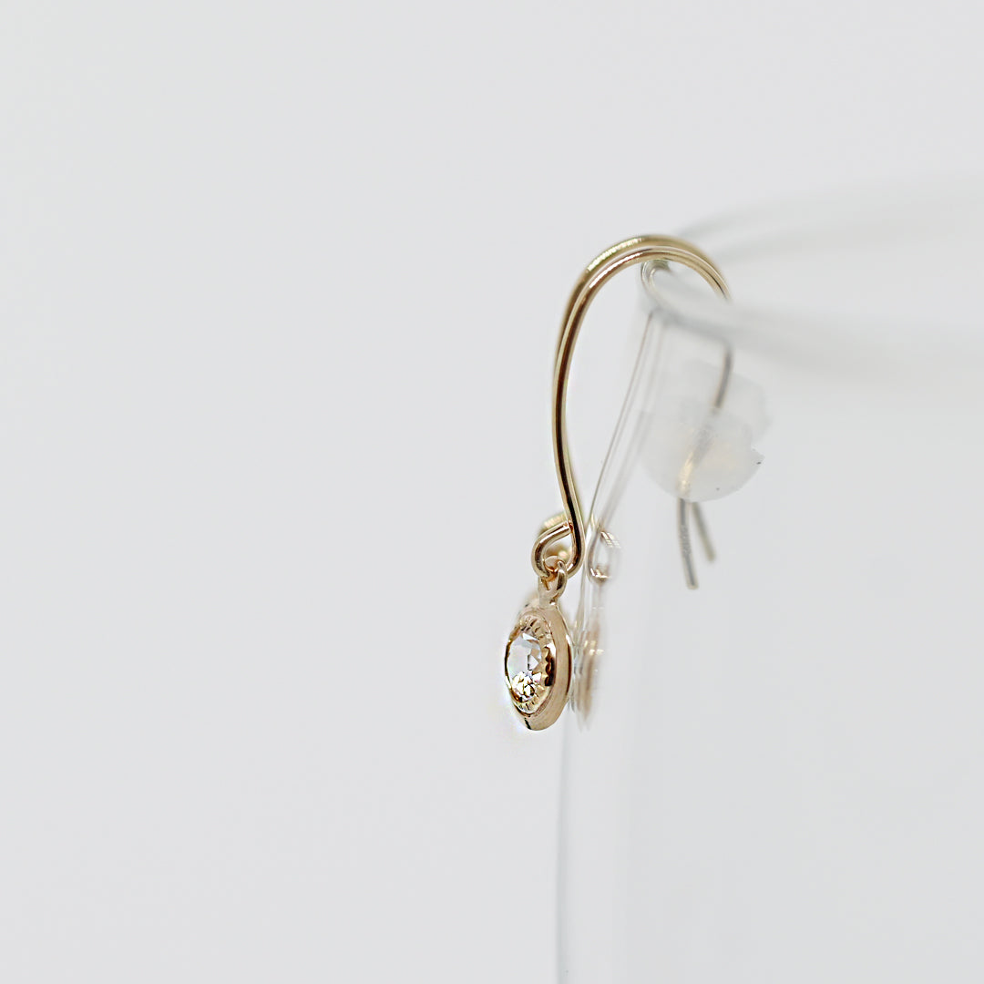 天然石スイングピアス【K10YG】25ss