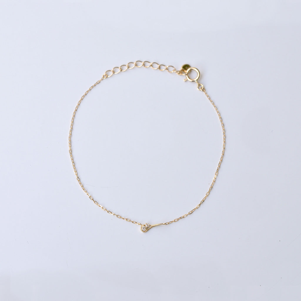 幸せを運ぶもの・ダイヤモンドブレスレット・水【K10YG】