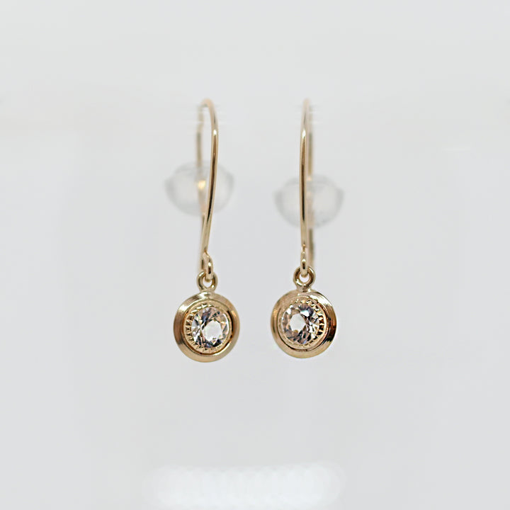 天然石スイングピアス【K10YG】25ss