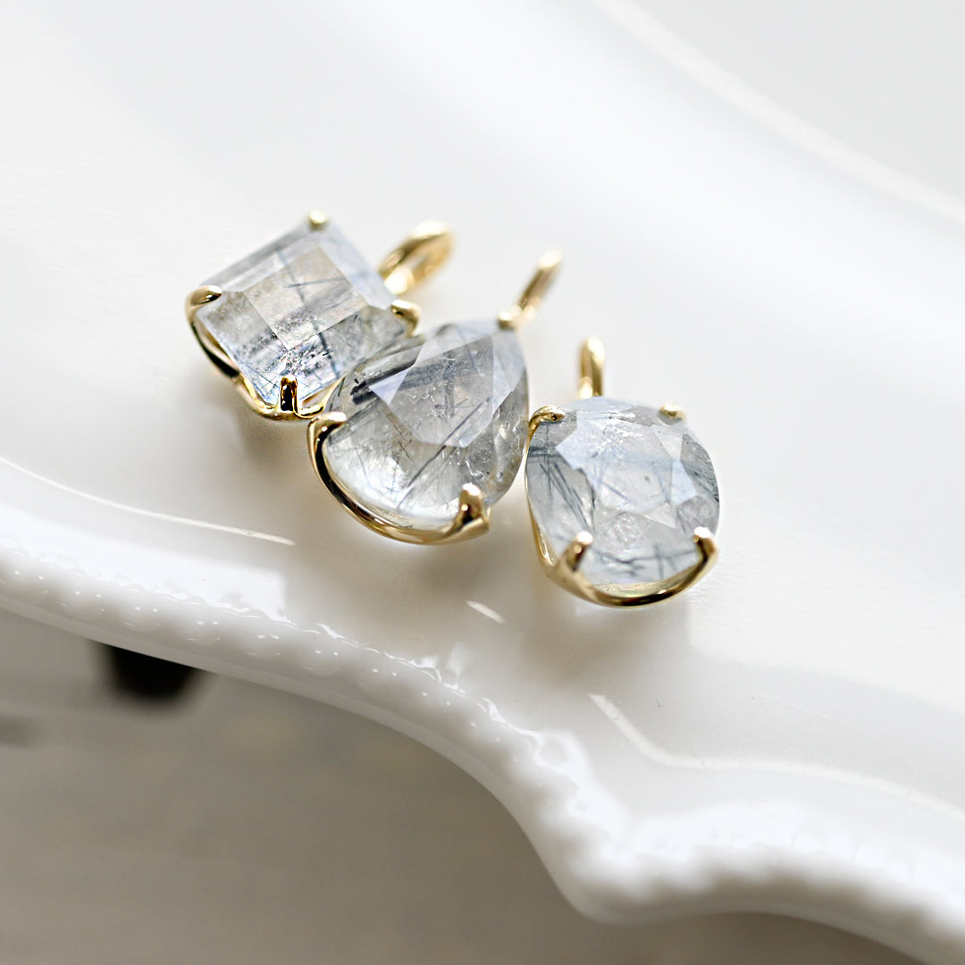 数量限定ブルートルマリンインクォーツペンダントトップ①【K10YG】25ss