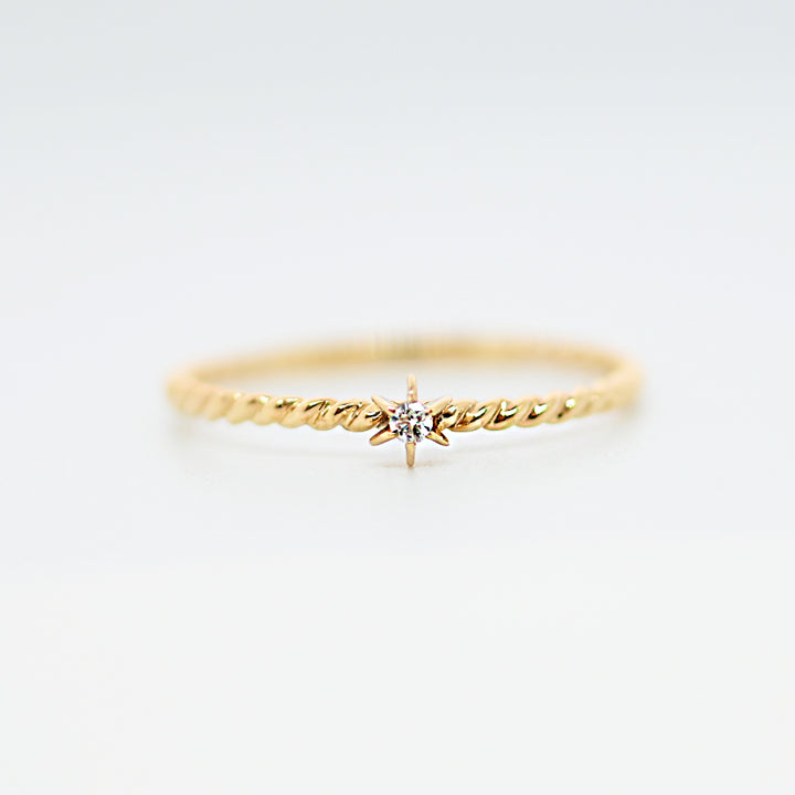 ダイヤモンドツイストリング【K10YG】25ss