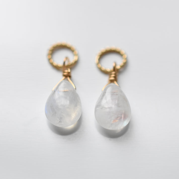 ブルームーンストーンチャーム【K10YG】