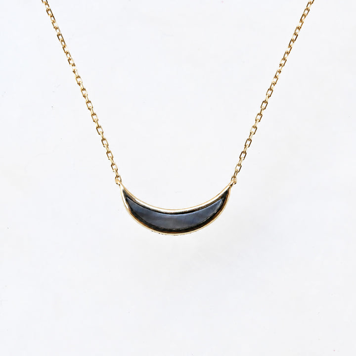 【数量限定】のぼり月　黒蝶貝　ネックレス　K10YG