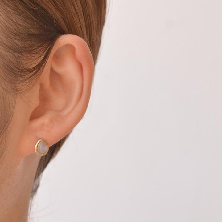 【各種クーポン・ポイントのご利用不可】ファンシーカット  3月  ミルキーアクアマリンピアス【K10YG】