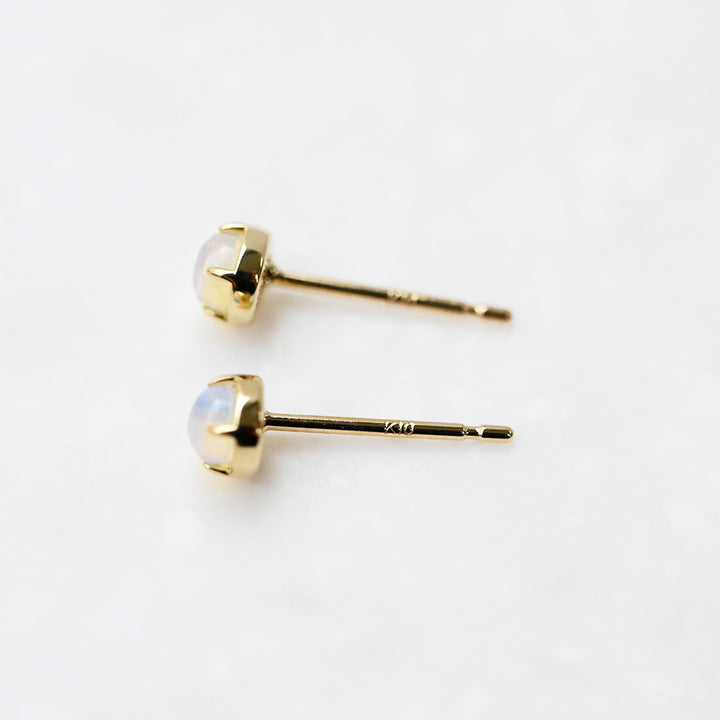 オパール  ラウンドピアス【K10YG】｜Opaline