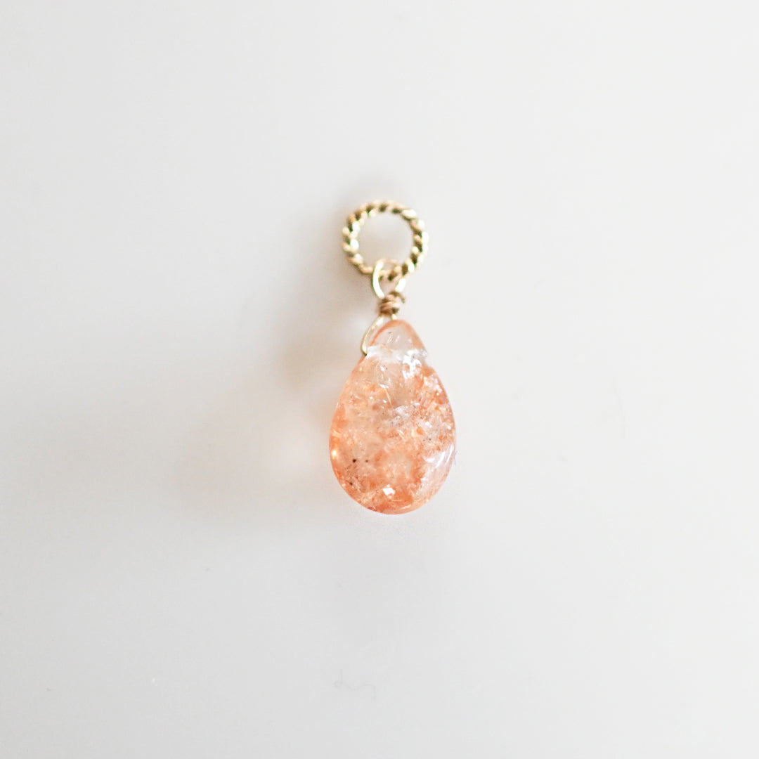 豪華なお得チャームオレンジ系セット サンストーンカービングなど サンストーンチャーム【K10YG】26ss – sowi