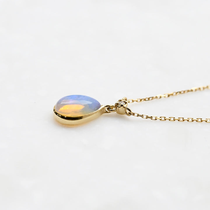 オパール×ダイヤモンド ペアシェイプ ネックレス【K10YG】｜Opaline