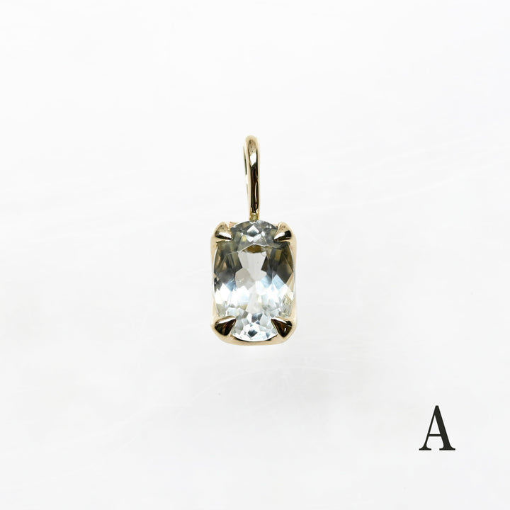 【1点もの】 アクロアイトペンダントトップ K10イエローゴールド｜pale