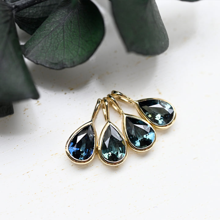 【数量限定】K10YG ティールサファイアペンダントトップ ｜Plume