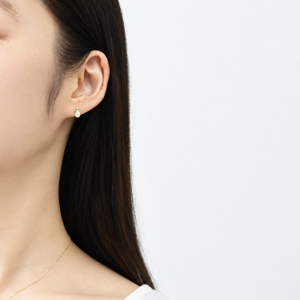 オパール×ダイヤモンド ペアシェイプ ピアス①【K10YG】｜Opaline