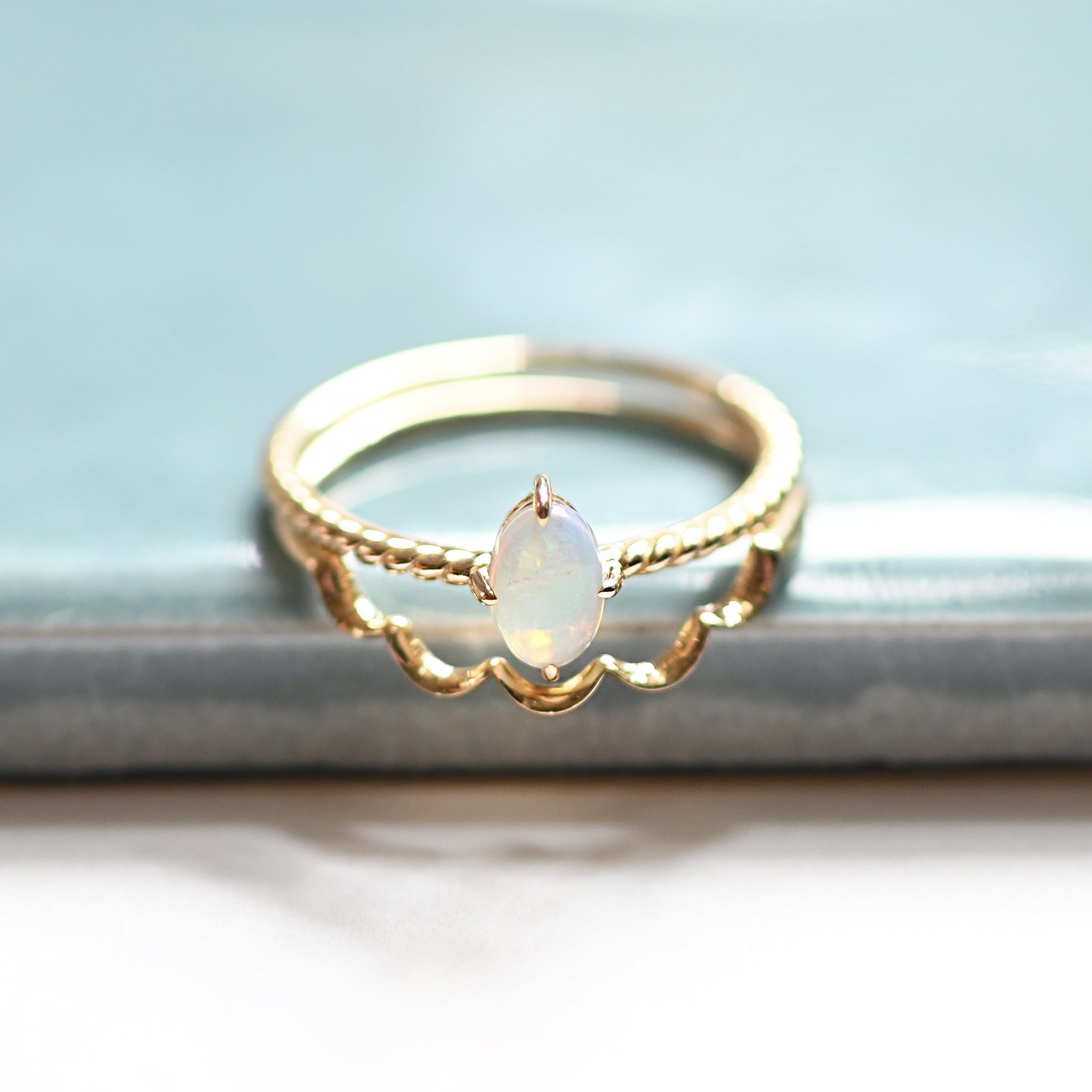 Lueur Twist Opal リング【K10YG】26ss – sowi