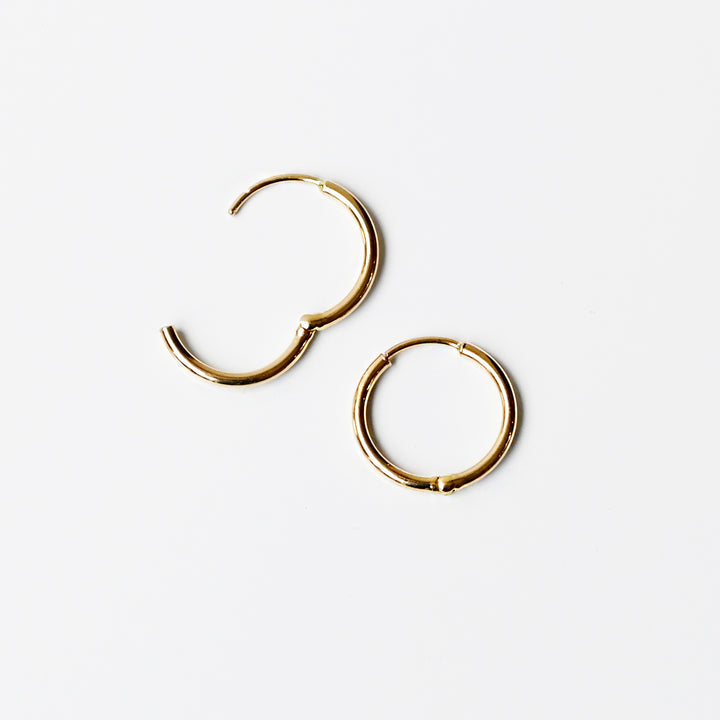 プレーンサークルピアス①【K18】26ss