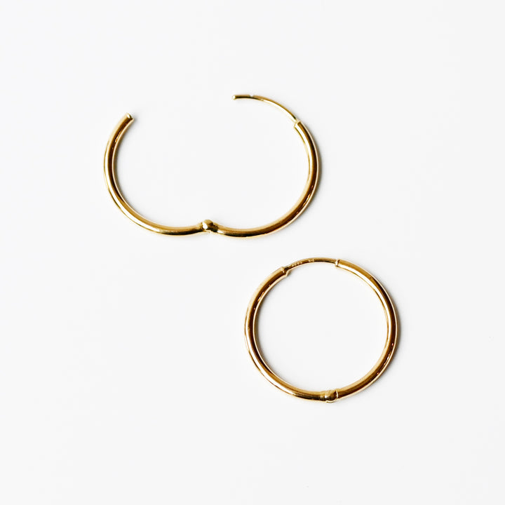 プレーンサークルピアス③【K18】26ss