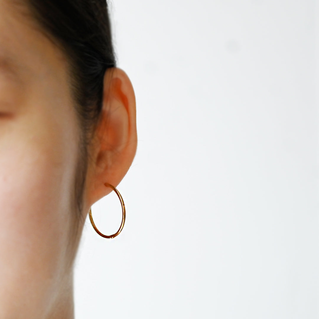 プレーンサークルピアス⑤【K18】26ss