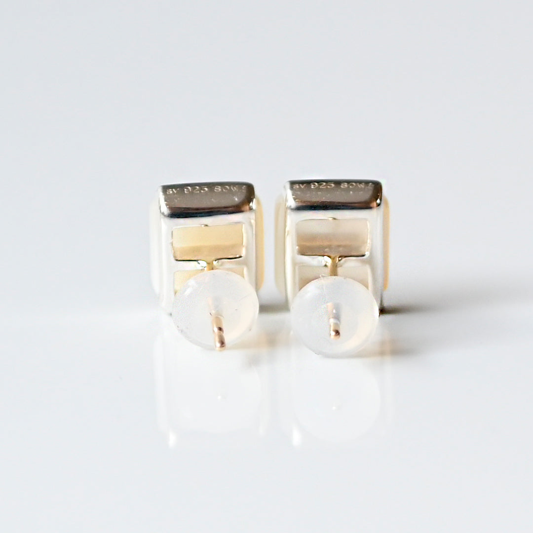 Talat Than-sa-mǎi マザーオブパール シグネットピアス【SV925