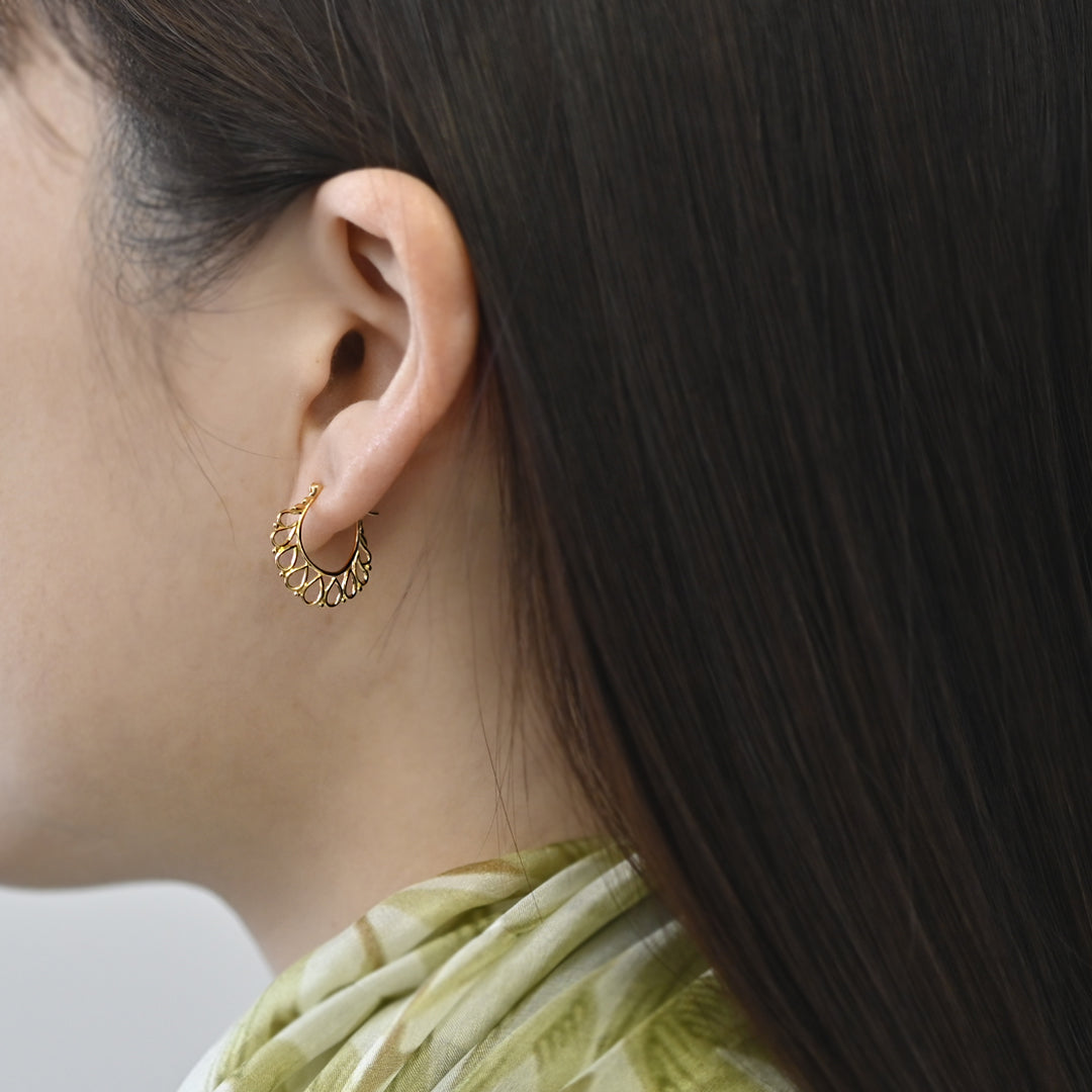 Talat　Kanok Dok Lace ①ピアス【SV925＋K10YG】26ss