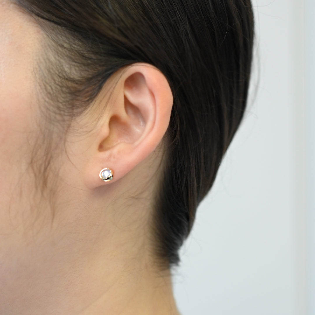 Éclore ピアス【K10YG】26ss