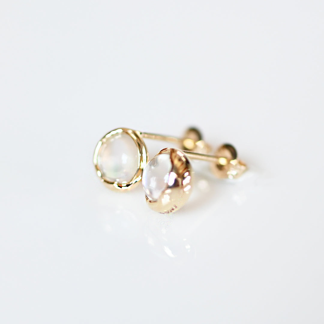 Éclore ピアス【K10YG】26ss
