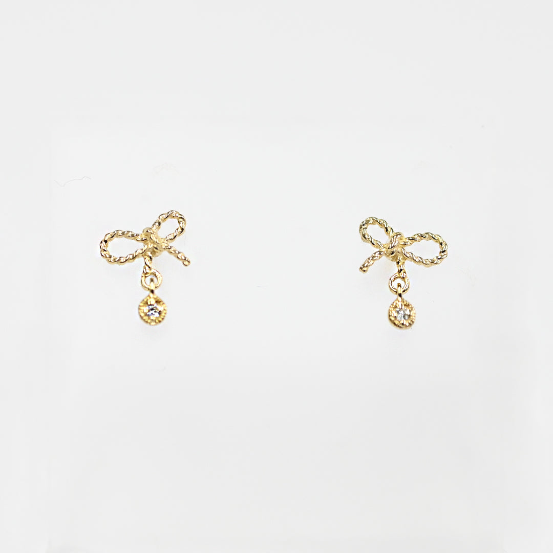 リボンピアス【K10YG】26ss