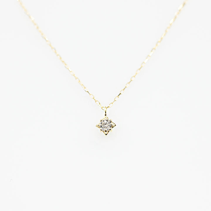 ダイヤモンド四芒星ネックレス【K10YG】26ss