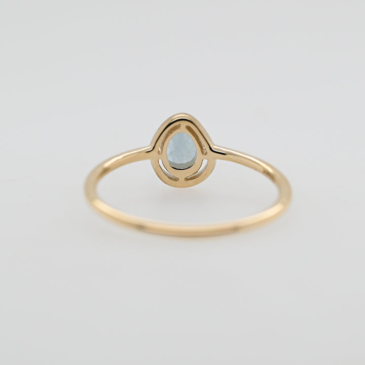 【各種クーポン・ポイントのご利用不可】ファンシーカット ３月ミルキーアクアマリンリング【K10YG】