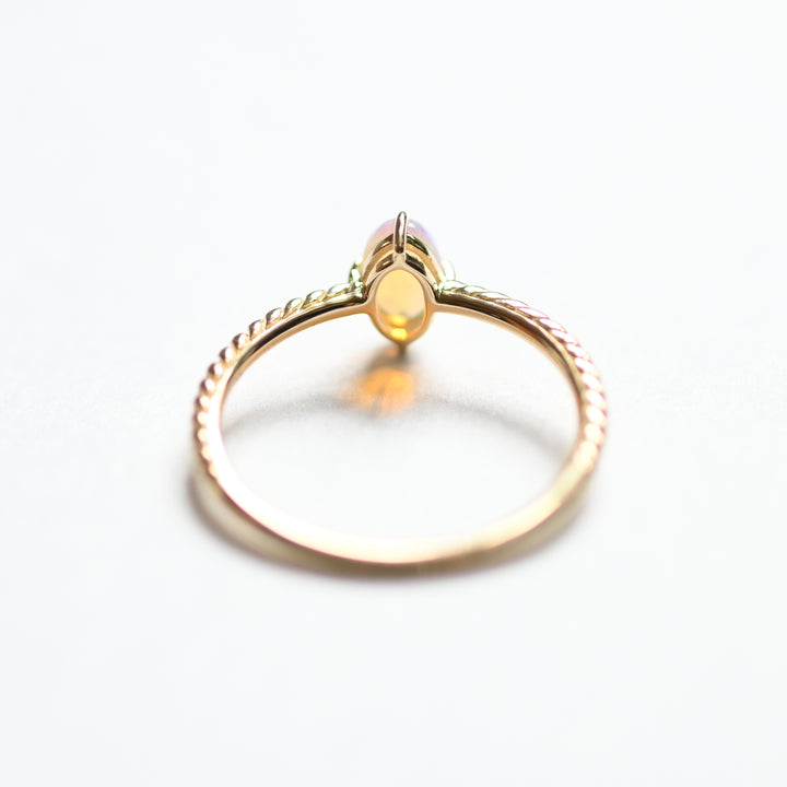 Lueur Twist Opal リング【K10YG】26ss