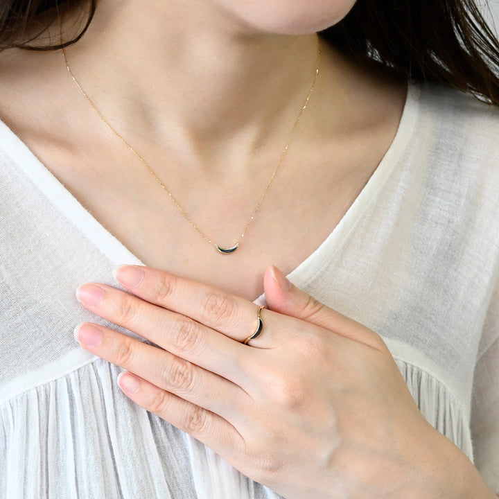 【数量限定】のぼり月　黒蝶貝　ネックレス　K10YG