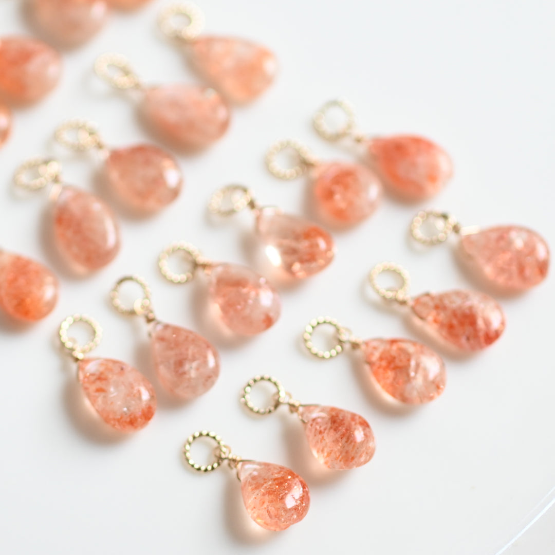 豪華なお得チャームオレンジ系セット サンストーンカービングなど サンストーンチャーム【K10YG】26ss – sowi