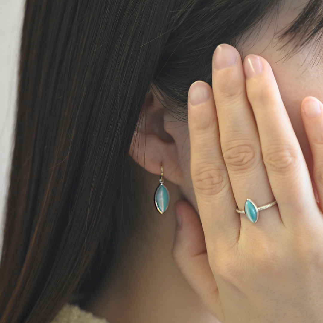 未使用 Thalatta マザーオブパールピアス Talat Consonance ターコイズ＆マザーオブパール ピアス 26ss – sowi