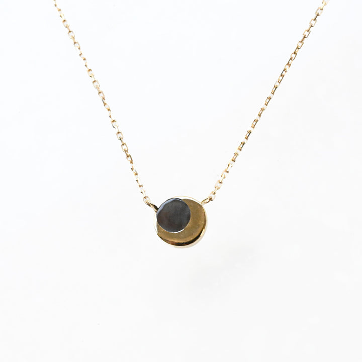 【数量限定】のぼり月　黒蝶貝　ネックレス　K10YG