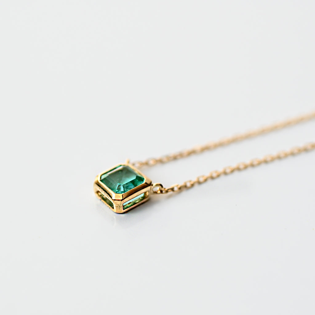 エメラルドネックレス K18イエローゴールド｜GRACE – sowi