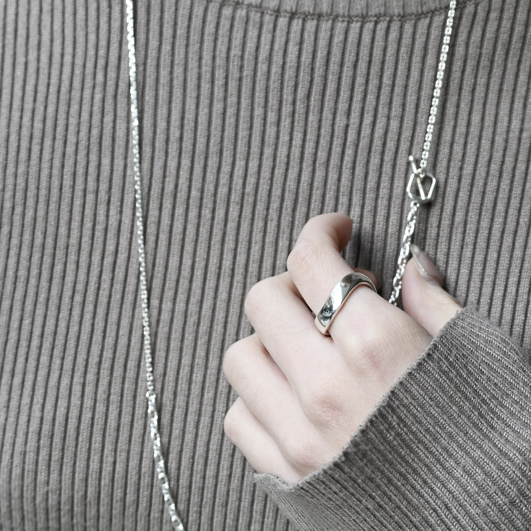 Talat　ì-sà-rà　ネックレス 25AW