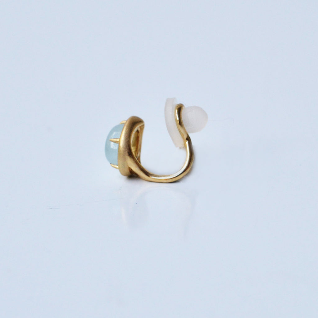 【各種クーポン・ポイントのご利用不可】ファンシーカット  3月  ミルキーアクアマリン　シングルクリップイヤリング【K10YG】