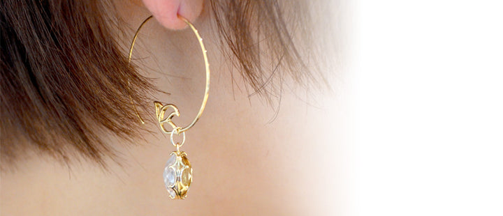 【各種クーポン・ポイントのご利用不可】たまころ・リバーシブルチャーム・ラヴェンダークォーツ×シャンパンクォーツ【K10YG】