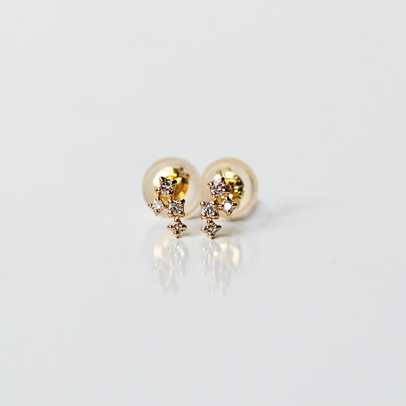 Stella流星群ピアス【K18YG】22W