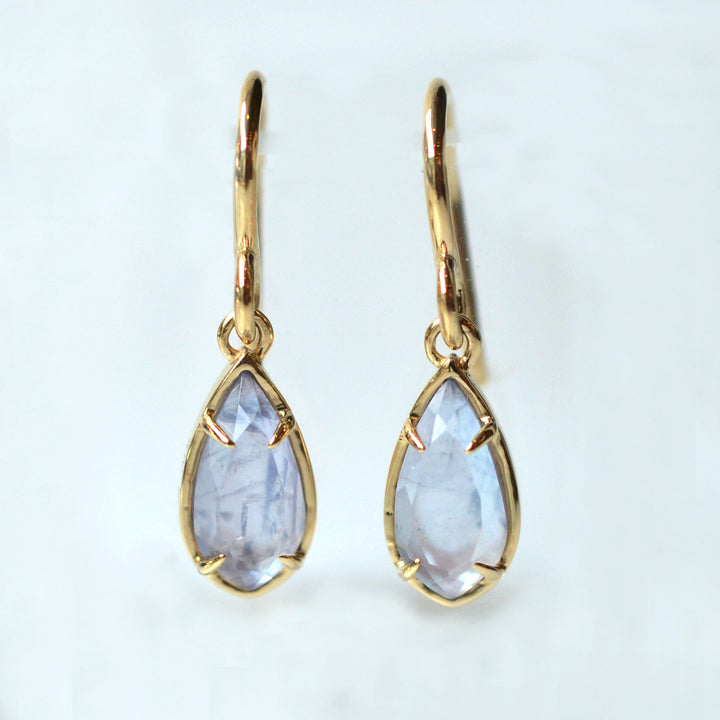 【各種クーポン・ポイントのご利用不可】ホログラム・クォーツ×マザーオブパール×タンザナイト　 ピアス【K10YG】21W