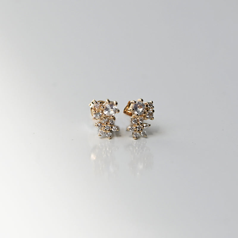Dazzling snow　ピアス【K10YG】22W