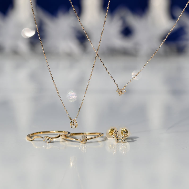 Stella流星群ピアス【K18YG】22W